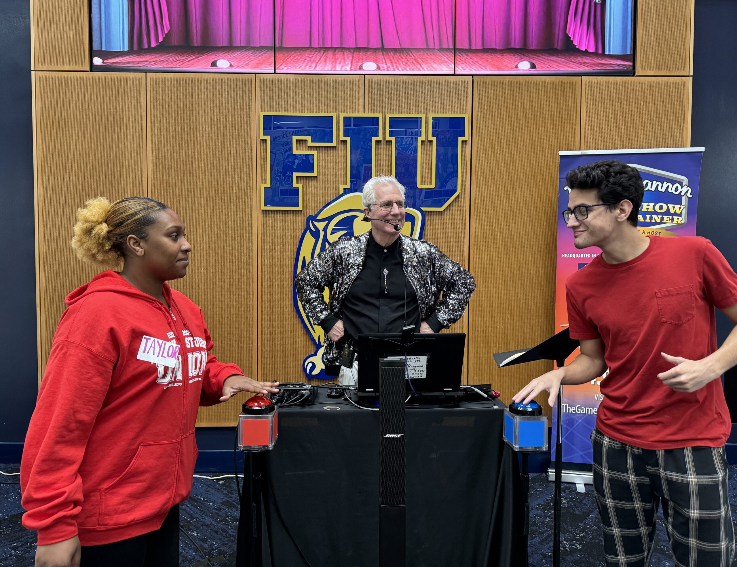 Doug Shannon's Team Feud - Game Show at FIU - students enjoying game